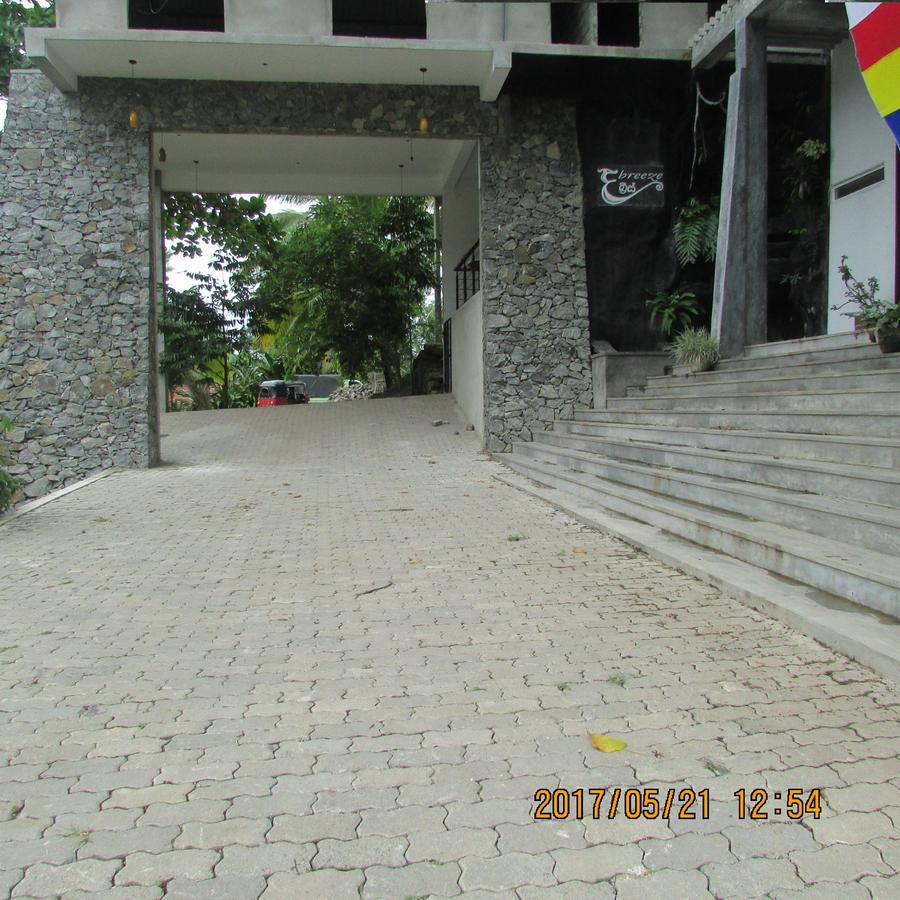 The Breeze Hotel Elpitiya  Esterno foto